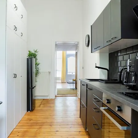Modern Plus Ac Plus Selfcheckin Берлин Экстерьер фото